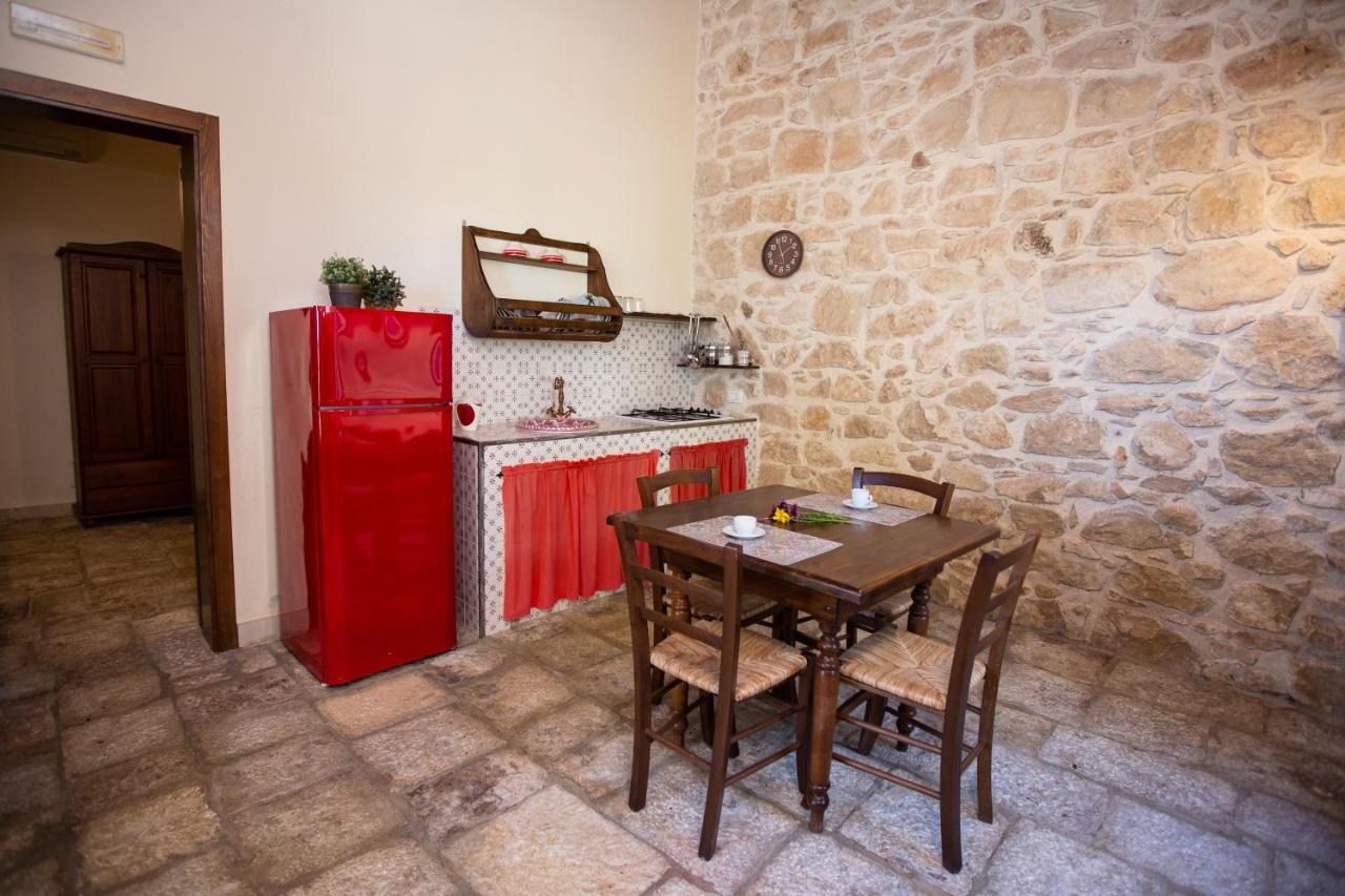Homidoo Carrubo Apartamento Santa Croce Camerina Exterior foto